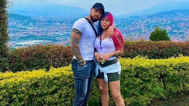 Vídeo porno de Yina Calderón en un edificio