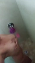 Milf latina rica se masturba en la ducha – tetas perfectas