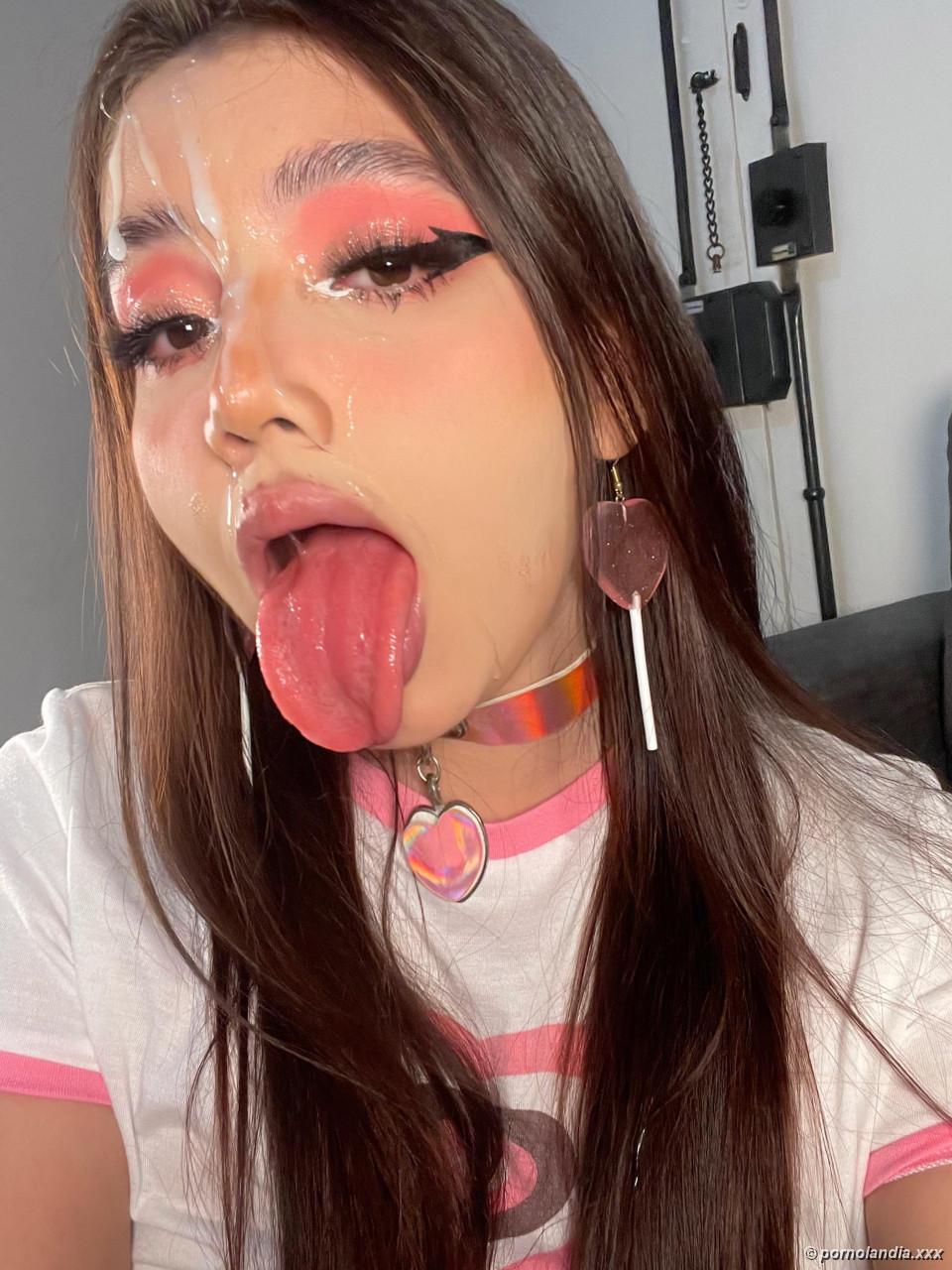 Japonese Naked Loves Cumshot en la cara - Foto 240099